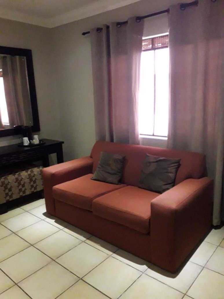 נלספרויט Coyotes Hotel & Conference Centre מראה חיצוני תמונה