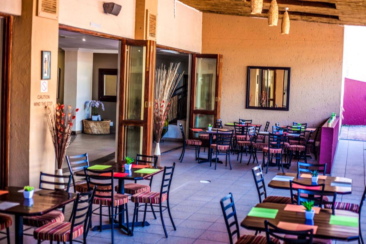 נלספרויט Coyotes Hotel & Conference Centre מראה חיצוני תמונה