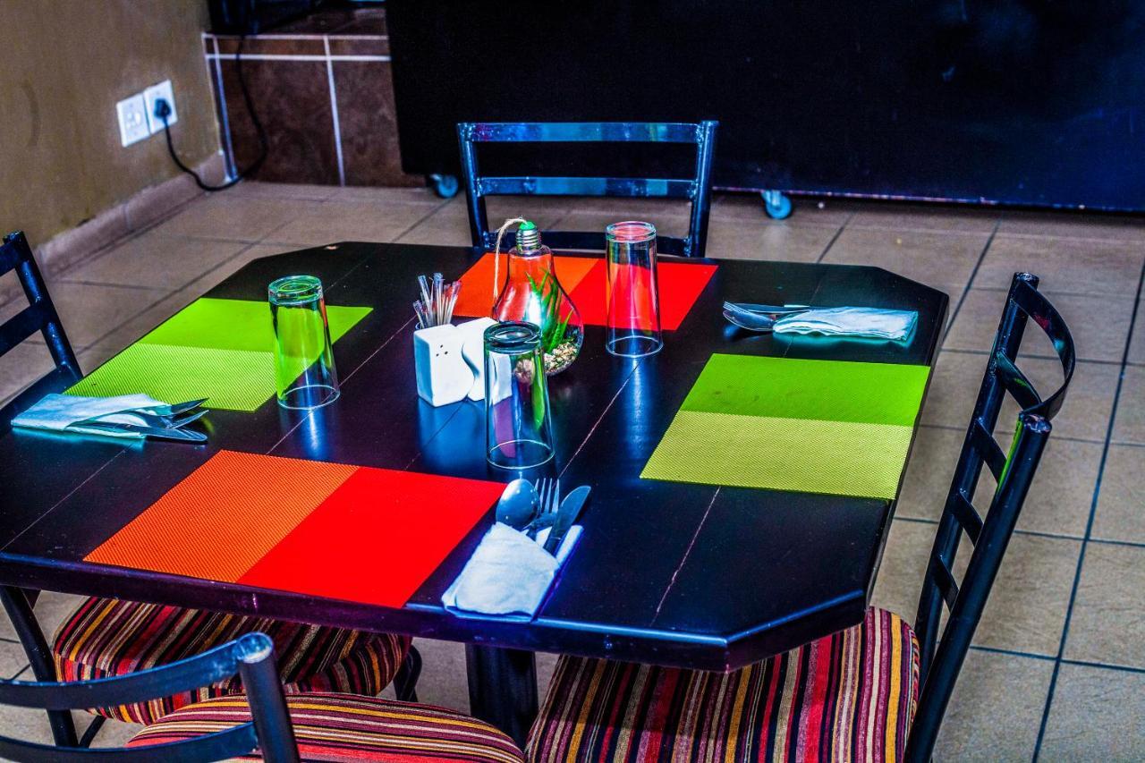 נלספרויט Coyotes Hotel & Conference Centre מראה חיצוני תמונה
