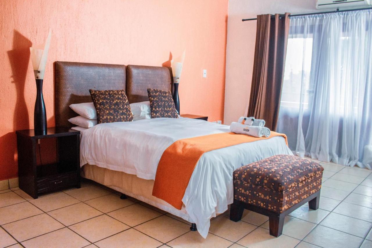 נלספרויט Coyotes Hotel & Conference Centre מראה חיצוני תמונה